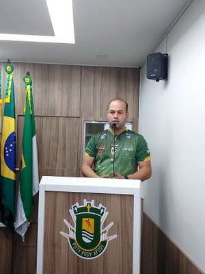 Humberto Filho presidente do Apodi Futsal uso da tribuna popular2.jpeg