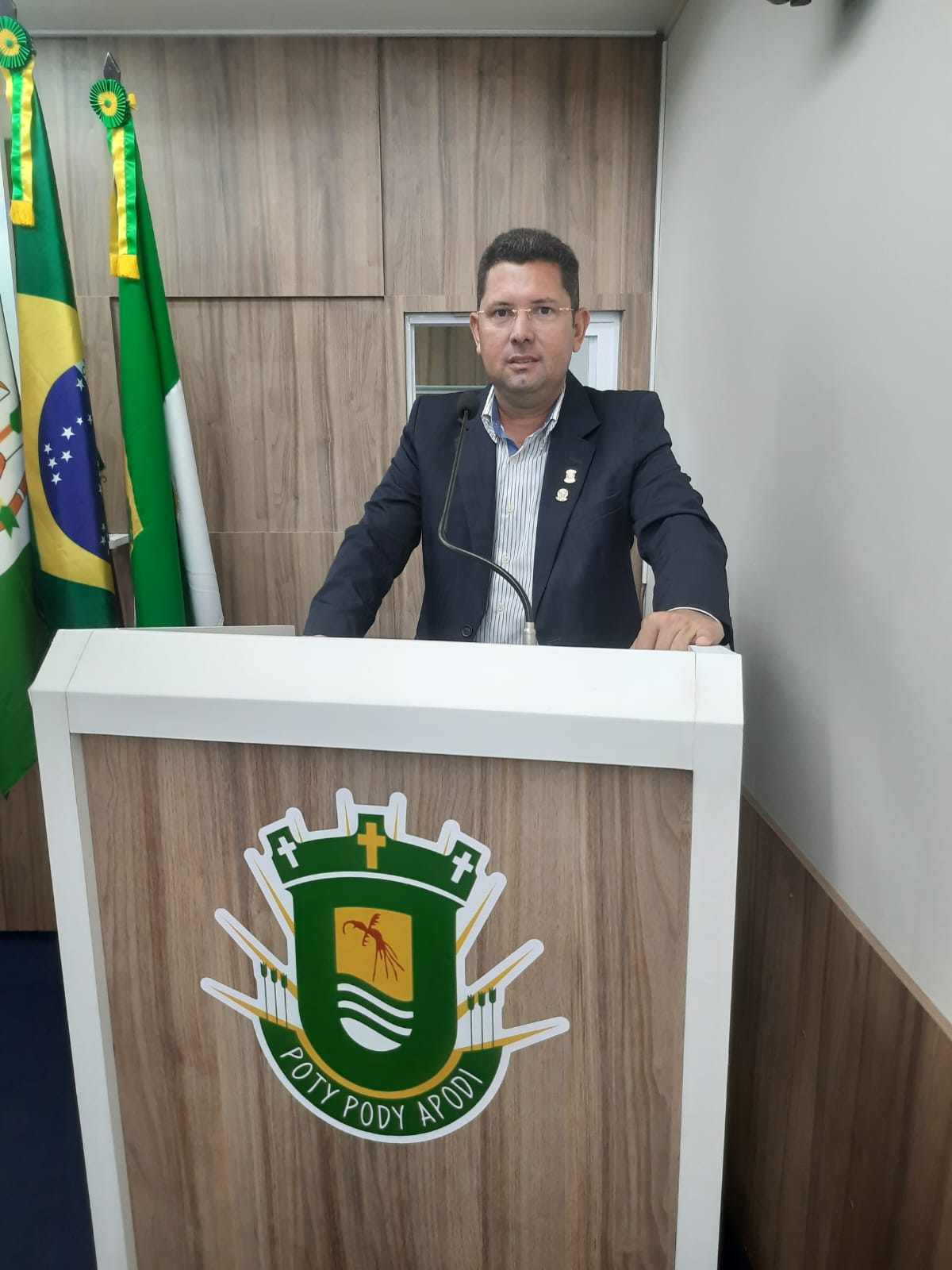 Júnior Carlos pede que as obras sejam concluídas