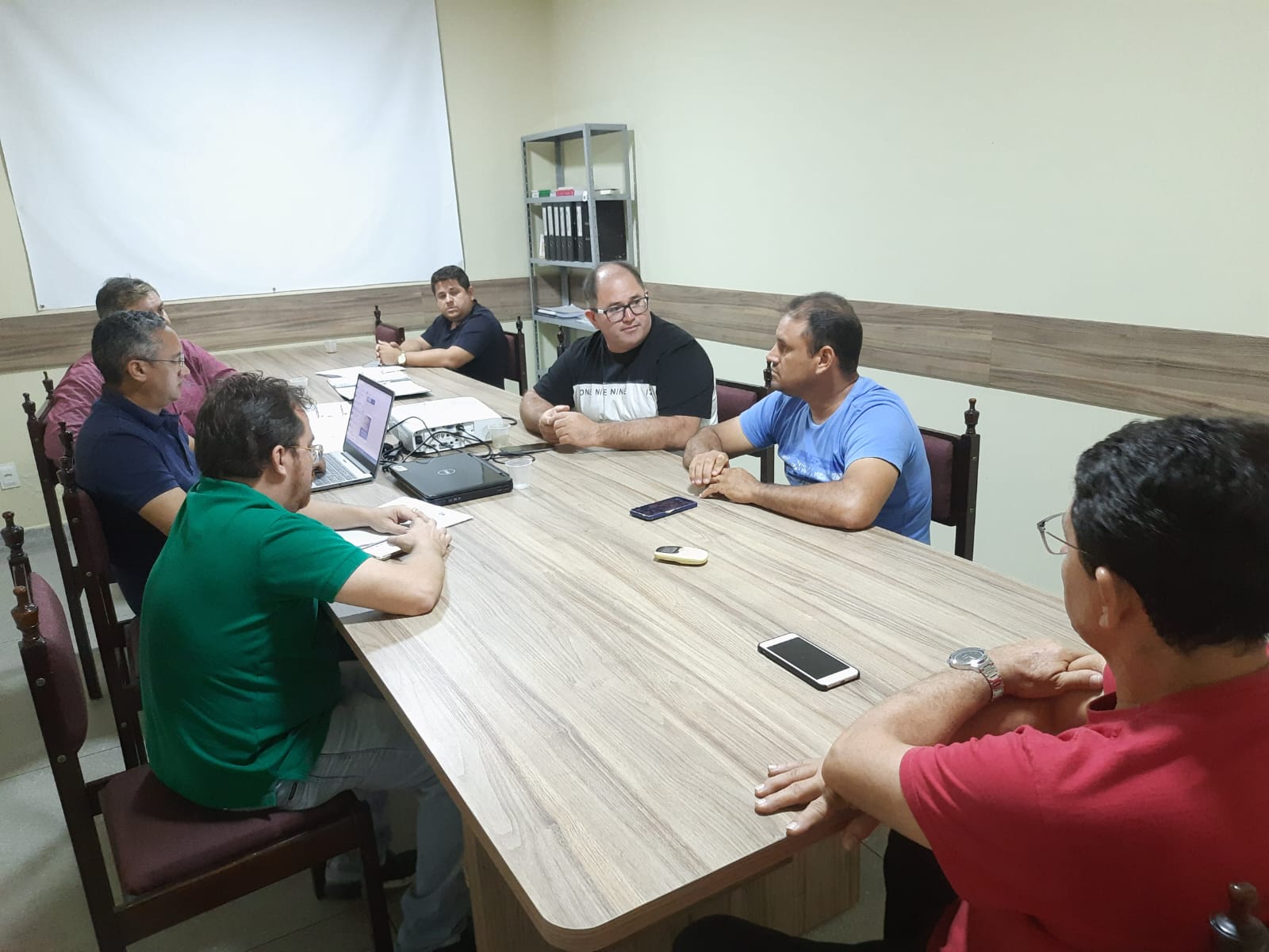 Reunião da CCJ na manhã desta terça-feira (04/04)